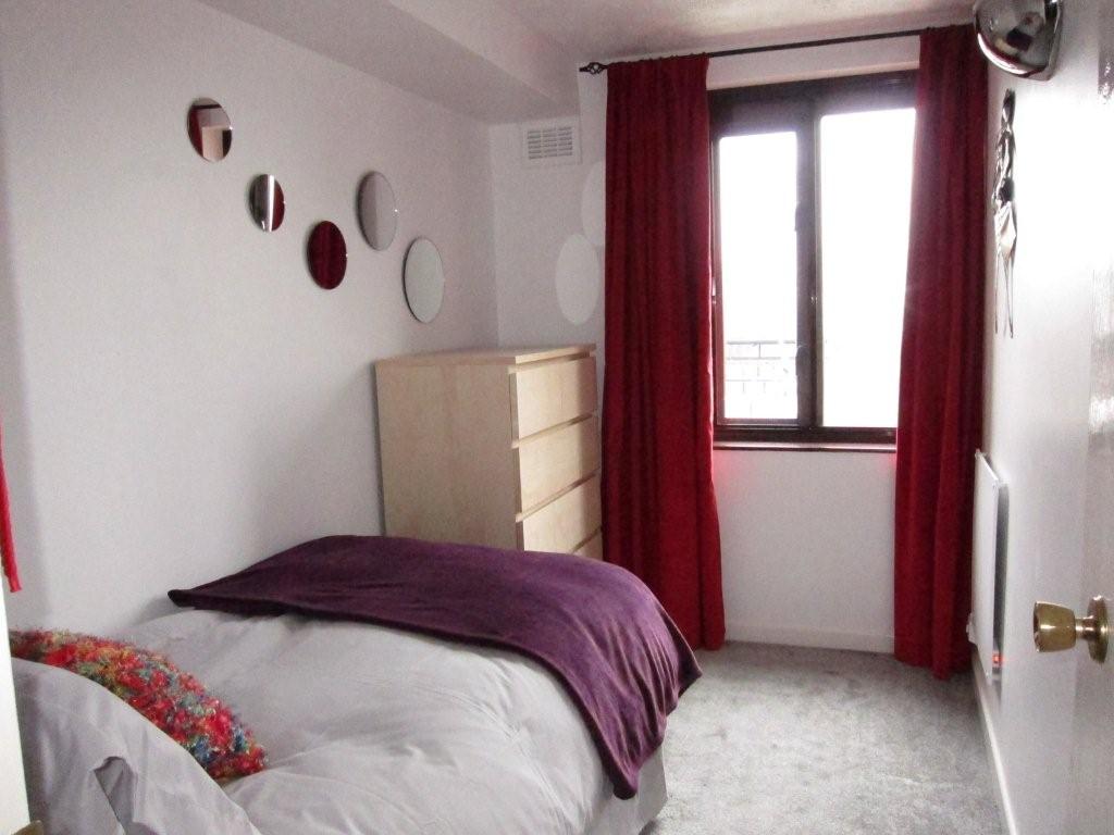 London accommodation apartment single bed room